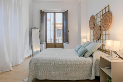 AvantiStays La Campana, con un balcón que te enamorará del ambiente de Sevilla