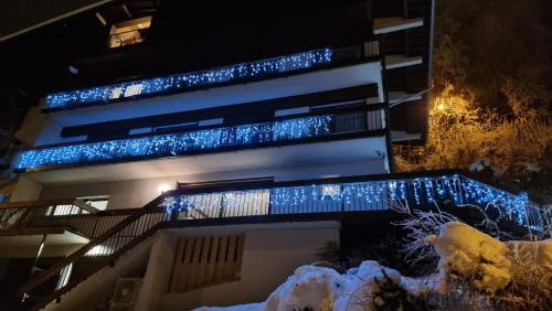 Το κτήριο όπου στεγάζεται  το σαλέ
