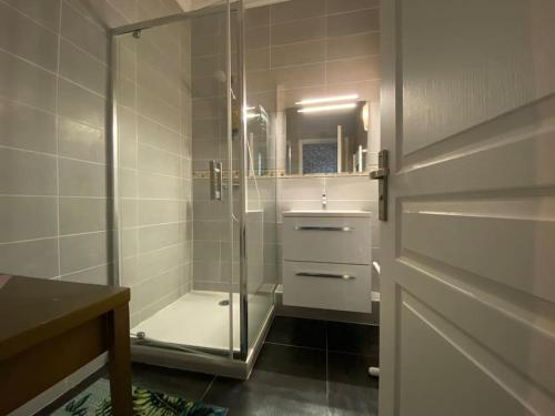 L'Appartement Jebari - Esprit loft Carcassonne proche cité médiévale et aéroport