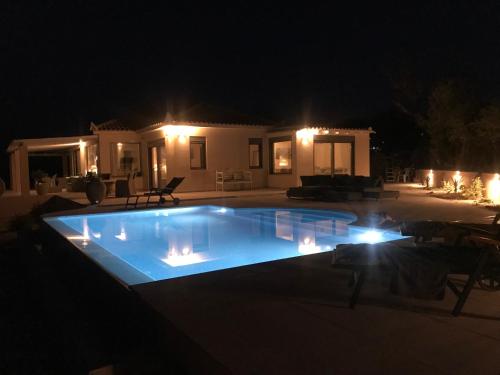 La alberca dentro o cerca de Villa Ocean View