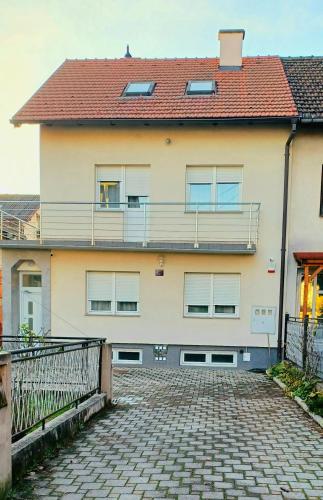 Apartments Korina