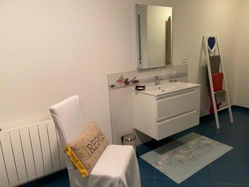 Vonios kambarys apgyvendinimo įstaigoje PIVOINE Chambre d hotes