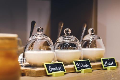 Getränke in der Unterkunft Logis Hôtel du Parc