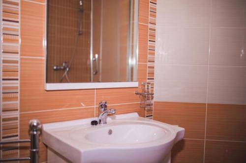 Koupelna v ubytování Holiday apartment in Lopar with balcony, air conditioning, WiFi, washing machine 4886-3