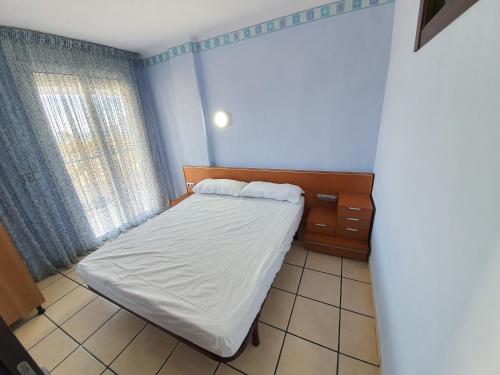 Postel nebo postele na pokoji v ubytování Apartamento Karina Beach-5