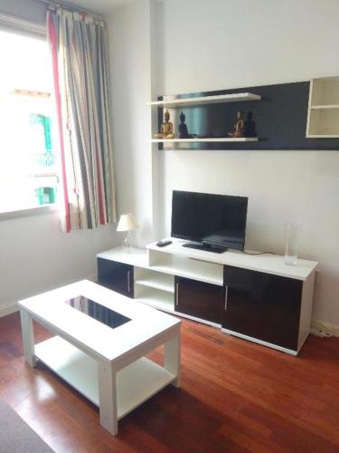 APTO PLAZA MERCED apartamentos