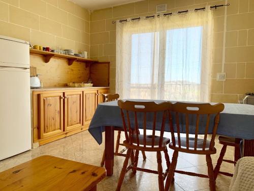 Η κουζίνα ή μικρή κουζίνα στο Village Apartments