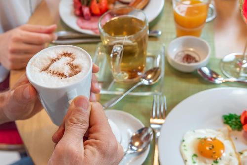 Jídlo v hotelu nebo okolí