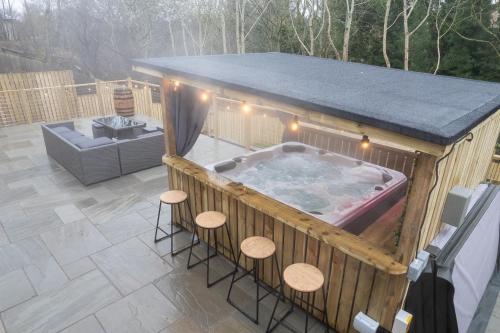 Middleton Inn - Private house with large patio and Hot tub