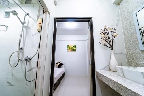 Ένα μπάνιο στο Mind and Punpun Apartment