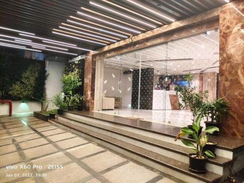 Chennai şehrindeki Hotel M Grand tesisine ait fotoğraf galerisinden bir görsel