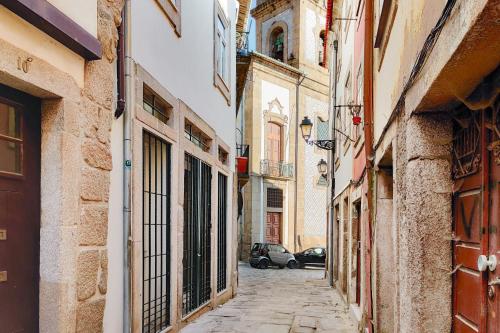 VIVA Miragaia Downtown