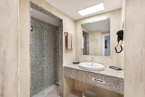 Koupelna v ubytování Hotel Riu Paraiso Lanzarote - All Inclusive