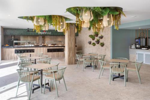 Kuchyň nebo kuchyňský kout v ubytování Hotel Riu Paraiso Lanzarote - All Inclusive