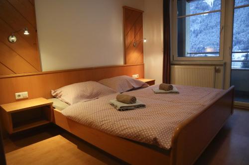 Posteľ alebo postele v izbe v ubytovaní Apartment Mölltaler Gletscher 6