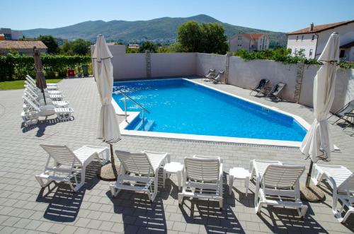 Πισίνα στο ή κοντά στο Hotel Quattro Medjugorje