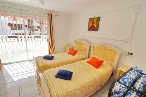 Gallery image of Parque Santiago2 Villa1 by Tenerife Rental and Sales in Playa de las Americas