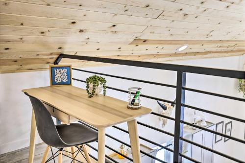 Φωτογραφία από το άλμπουμ του 1 Mi to St Marys Glacier Trail Modern Mtn Cabin! σε Idaho Springs