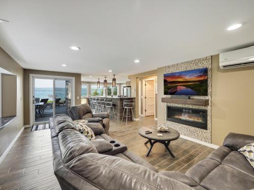 Lakeview Bungalow – Photos 3