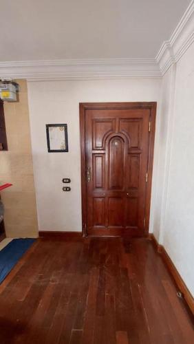 Gambar di galeri bagi Bright spacious apartment di Madīnat ash Shurūq