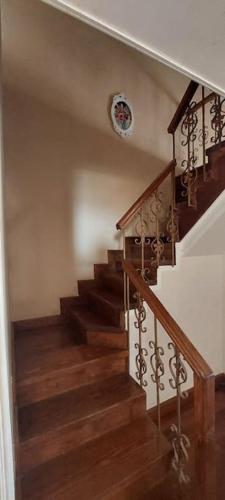 Gambar di galeri bagi Bright spacious apartment di Madīnat ash Shurūq
