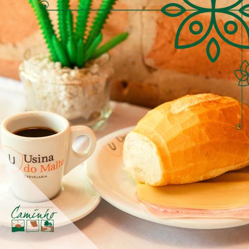 Завтрак для гостей Pousada No Caminho