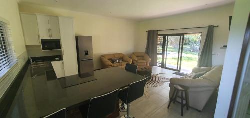 Χώρος καθιστικού στο Honeybird self catering Accommodation