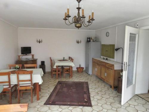Η κουζίνα ή μικρή κουζίνα στο Pension Säntisblick