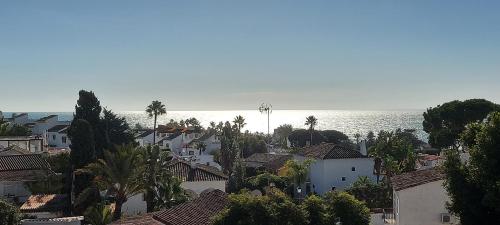 Townhouse with beautifull sea view in Costabella, Marbella ...