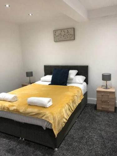 Luxury apartment near city centre with parking
