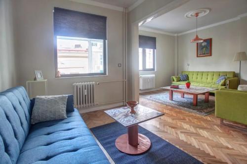 Sofia center, Shishman street bijou