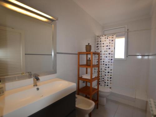 Koupelna v ubytování Villa valen montbarbat costa brava
