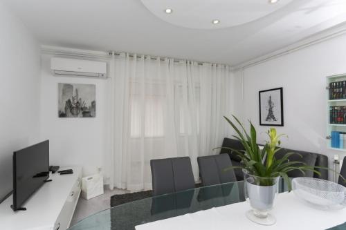 Apartment in Supetar with sea view, terrace, air conditioning, WiFi 3361-1