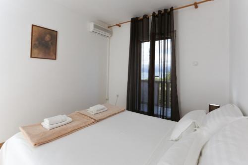 Apartment in Supetar with sea view, terrace, air conditioning, WiFi 3361-1