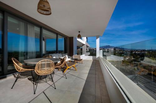 Un balcón o terraza de Precioso apartamento de 2 habitaciones en las residencias Marbella