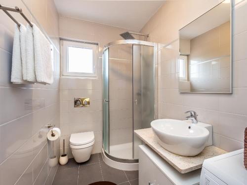 Holiday apartment in Medulin with loggia, air conditioning, WiFi, washing machine 3613-1