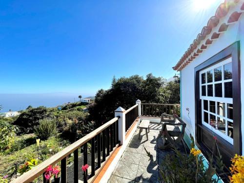 Casa rural con Wifi, barbacoa y estupenda vista a oceano, La ...