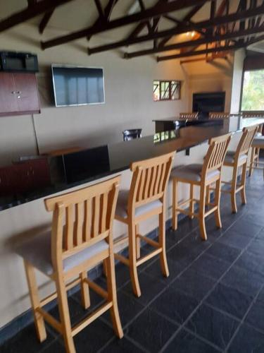 Kuchyň nebo kuchyňský kout v ubytování Pezula Holiday