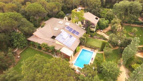 Letecký snímek ubytování Main Villa: La Bruguera de Púbol