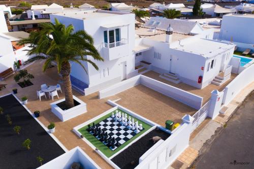 Apartamentos Anjomacar A