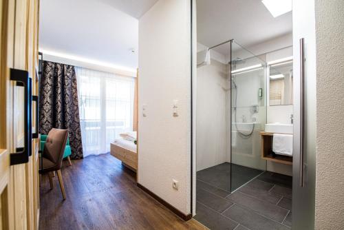 Koupelna v ubytování Alphotel Stocker Alpine Wellnesshotel