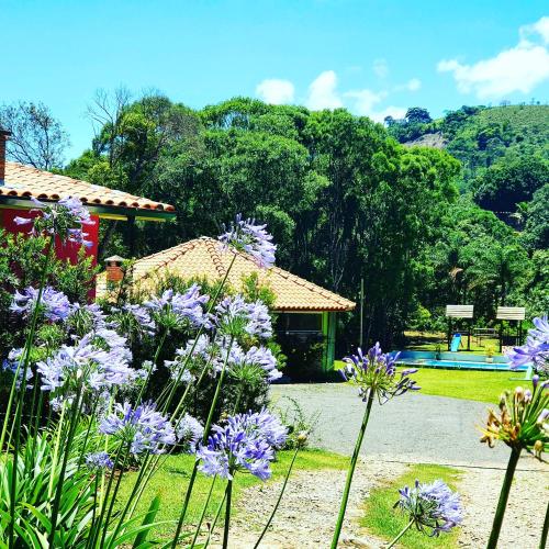 Villa das Águas Chalés com conforto e Ar Condicionado em Monte Alegre Sul