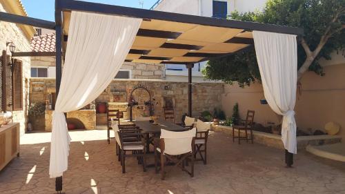 Fotografie z fotogalerie ubytování Christakos stone house Elafonisos v destinaci Elafonisos