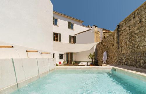 Townhouse Can Felip by SunVillas Mallorca