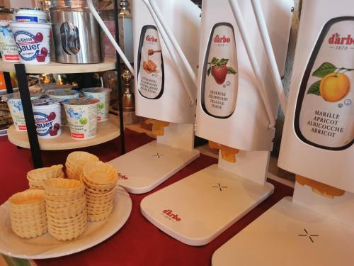 a display of ice cream machines with waffle baskets at Hotelpension Oberauer Wagrain in Wagrain