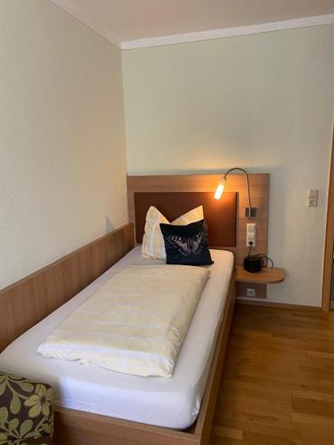 Hotel Goldener Löweにあるベッド