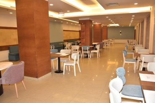 Ресторан / где поесть в Marina Resort Port Ghalib, a member of Radisson Individuals