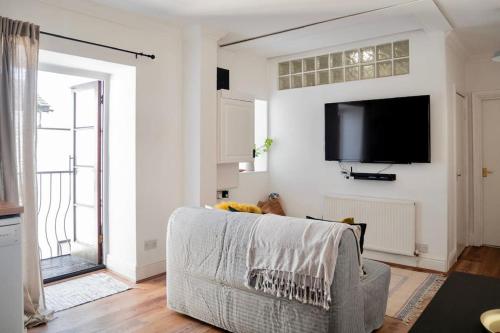 Een TV en/of entertainmentcenter bij Penarth/Cardiff Bay: Deluxe Flat: 10 Mins to City!
