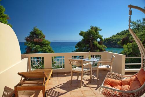 Φωτογραφία από το άλμπουμ του Alonissos Beach Bungalows And Suites Hotel  στην Αλόννησο