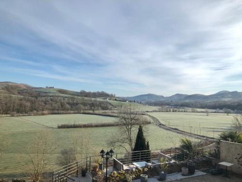 a view of the countryside from the house at Château Porthos Tranquillité des Pyrénées in Lanne en Barétous